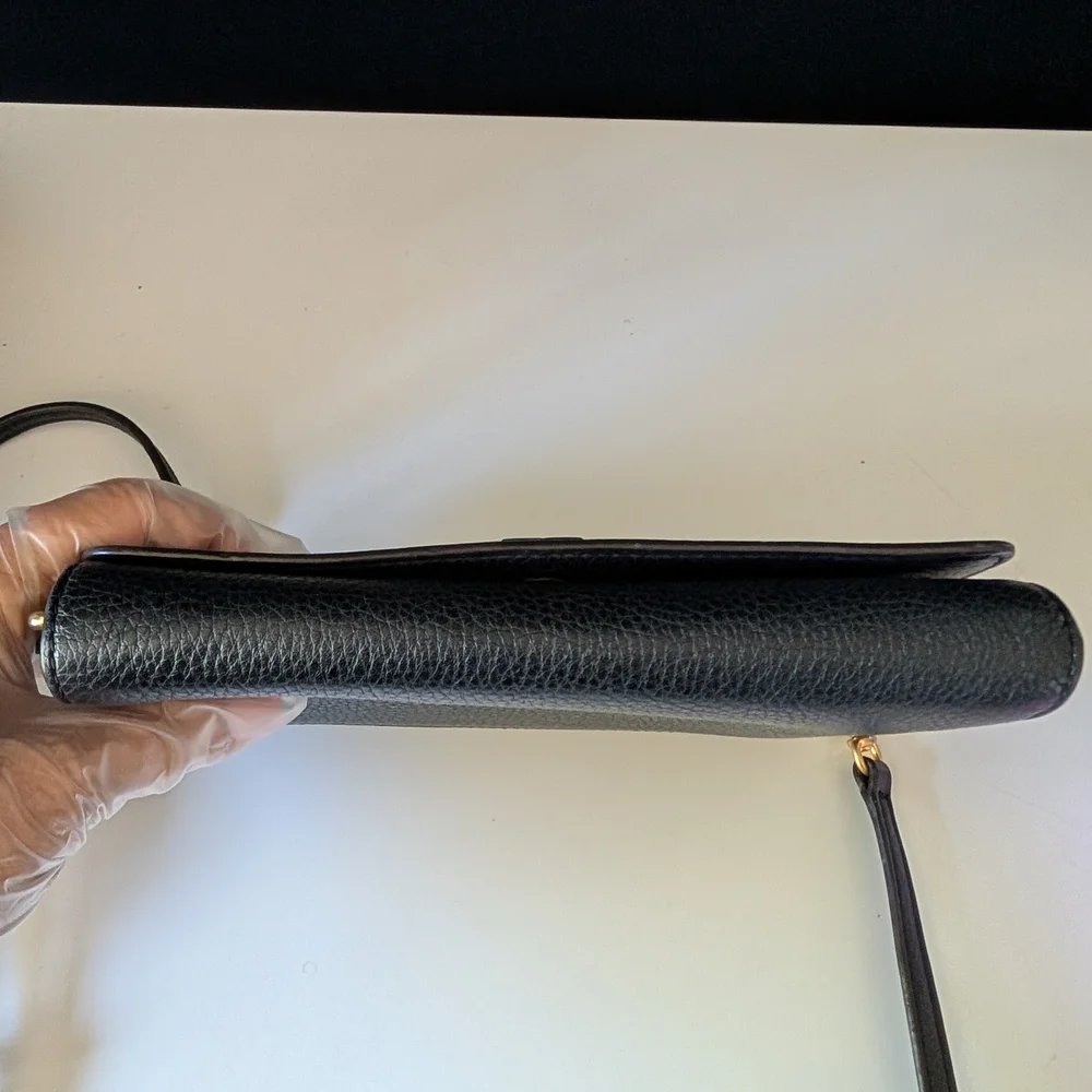 Tory Burch Black Leather Crossbody Wallet